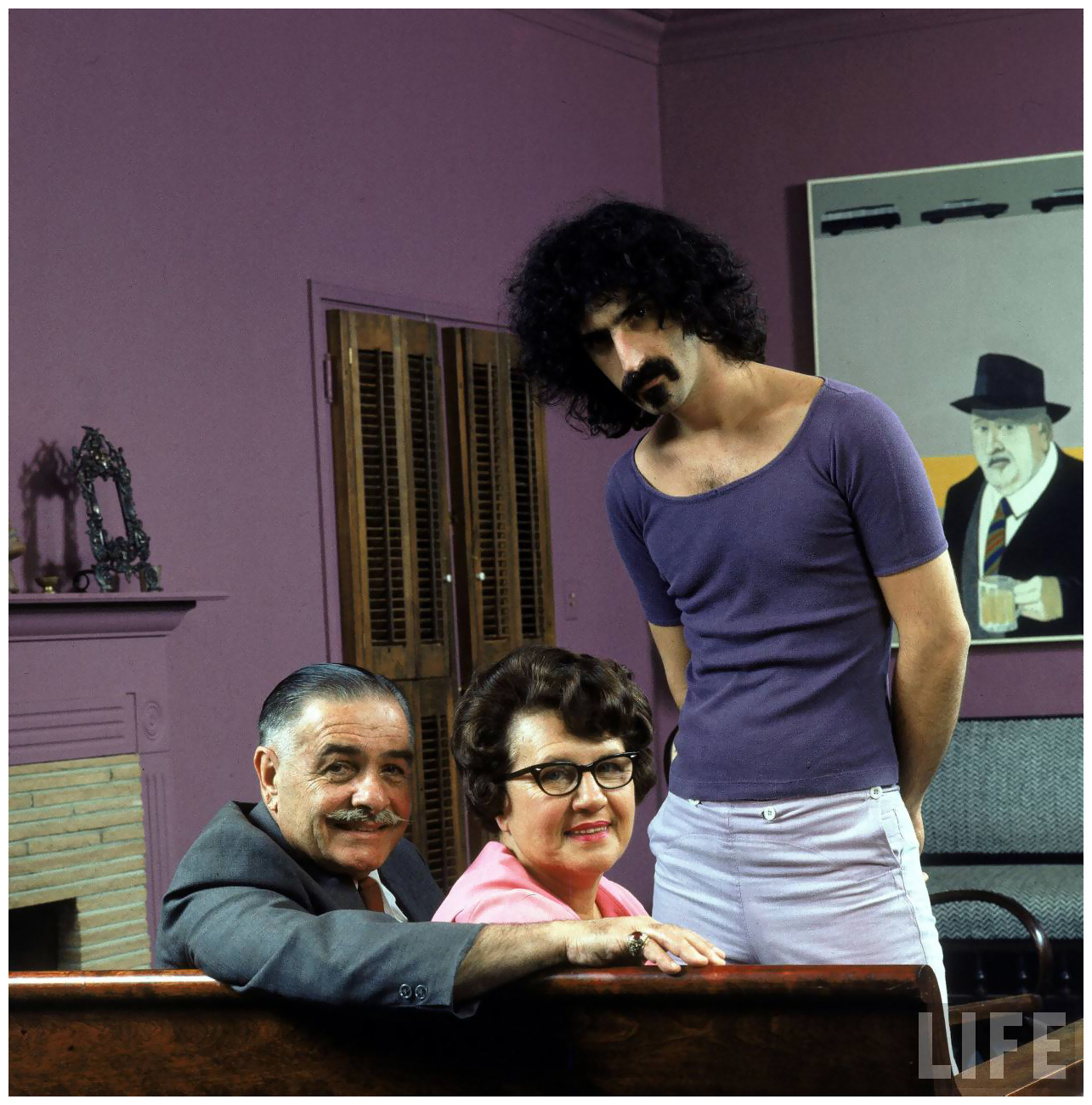rock-musician-frank-zappa-w-hs-parents-francis-and-rosemarie-in-his-living-room